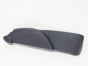 39996516 Manuaalse esimese istme parempoolne külje plastik 2001-2007